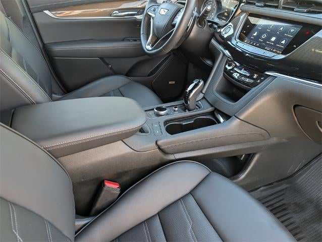 2025 Cadillac XT6 AWD Sport