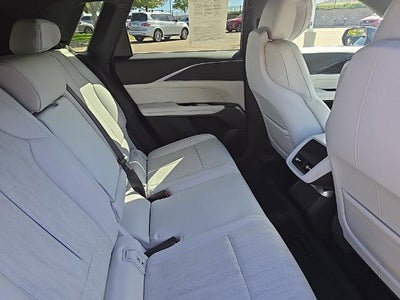 2024 Cadillac LYRIQ Luxury