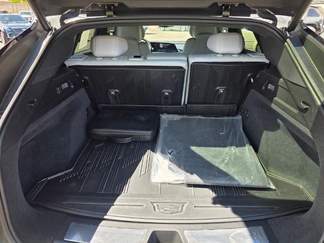 2024 Cadillac LYRIQ 4dr Luxury w/1SC