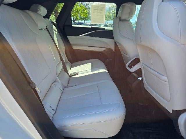 2024 Cadillac LYRIQ 4dr Luxury w/1SC