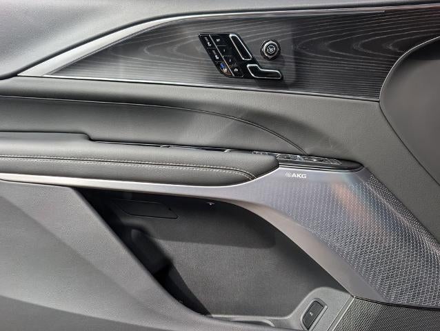 2026 Cadillac LYRIQ Premium Luxury