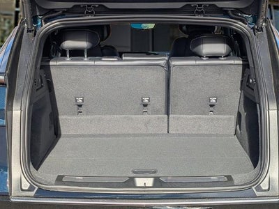 2026 Cadillac LYRIQ Premium Luxury