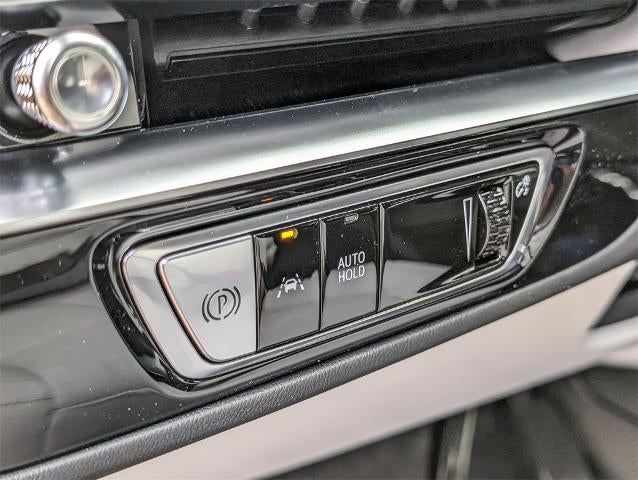 2026 Cadillac LYRIQ Premium Luxury