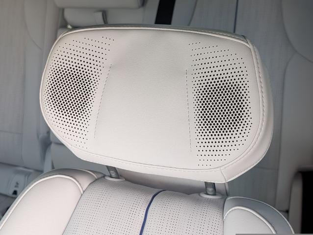 2026 Cadillac LYRIQ Premium Luxury