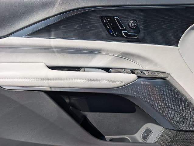 2026 Cadillac LYRIQ Premium Luxury