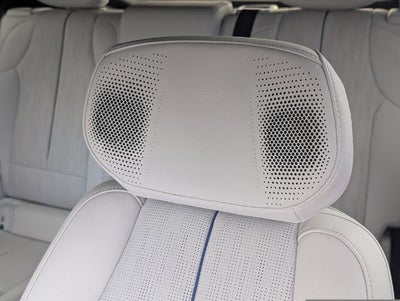 2024 Cadillac LYRIQ 4dr Luxury w/1SD