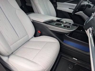 2024 Cadillac LYRIQ 4dr Luxury w/1SD