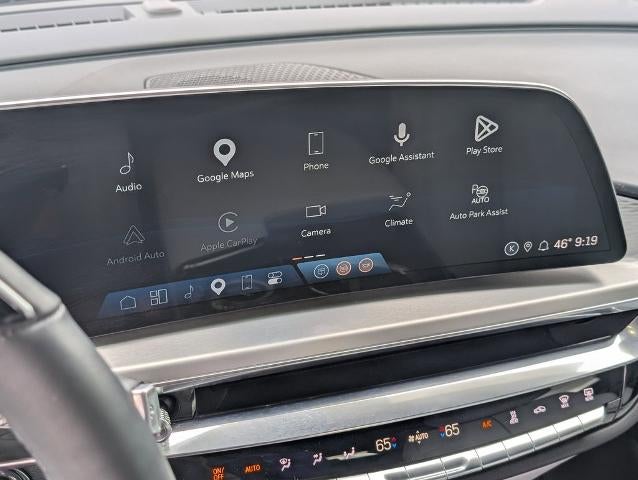 2024 Cadillac LYRIQ 4dr Luxury w/1SD