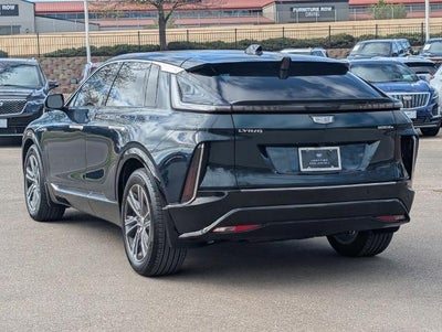 2024 Cadillac LYRIQ 4dr Luxury w/1SD
