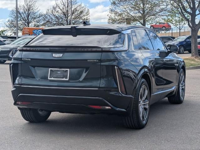 2024 Cadillac LYRIQ 4dr Luxury w/1SD