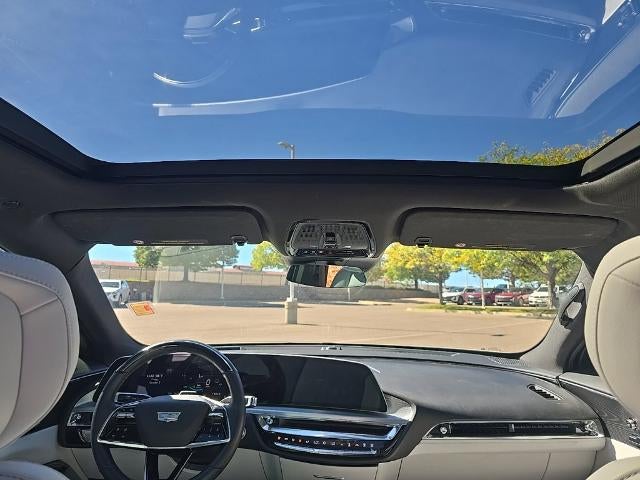 2024 Cadillac LYRIQ 4dr Luxury w/1SD