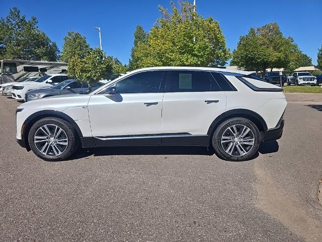 2024 Cadillac LYRIQ 4dr Luxury w/1SD