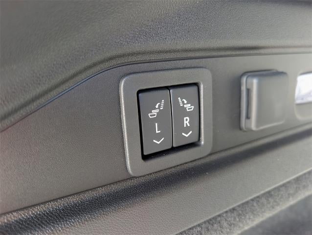 2026 Cadillac LYRIQ Premium Luxury