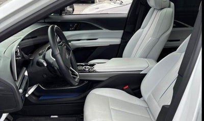 2024 Cadillac LYRIQ 4dr Luxury w/1SD