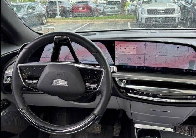 2024 Cadillac LYRIQ 4dr Luxury w/1SD