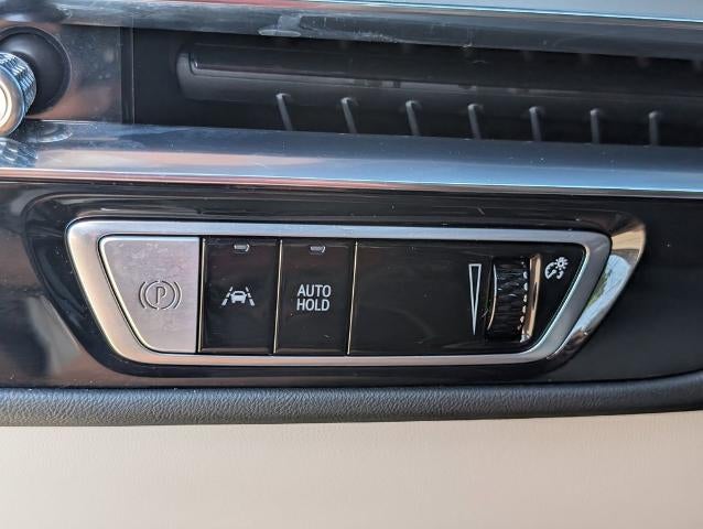 2024 Cadillac LYRIQ 4dr Luxury w/1SE
