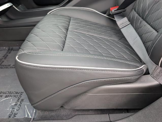 2027 Cadillac LYRIQ Signature Luxury