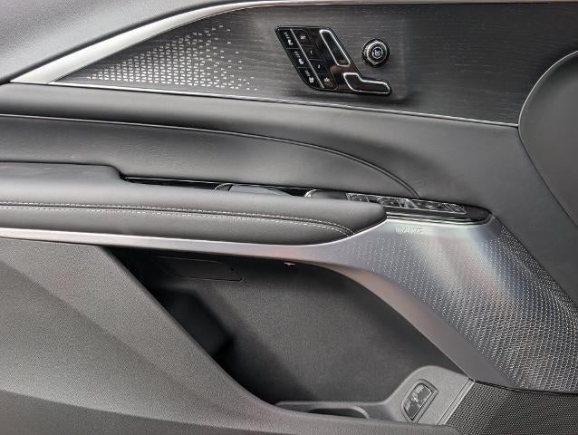 2027 Cadillac LYRIQ Signature Luxury