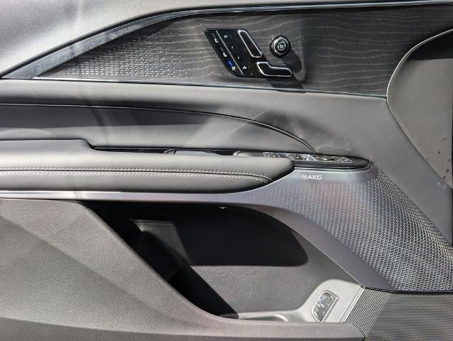 2027 Cadillac LYRIQ Signature Luxury