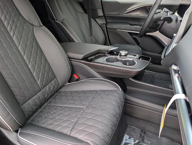 2027 Cadillac LYRIQ Signature Luxury