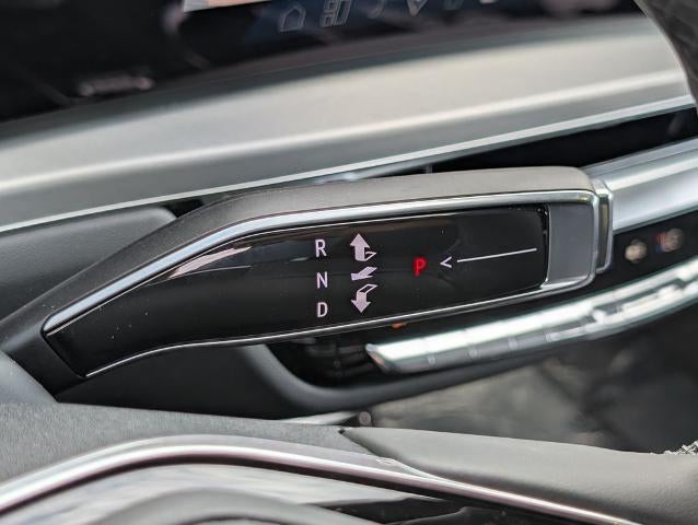 2027 Cadillac LYRIQ Signature Luxury