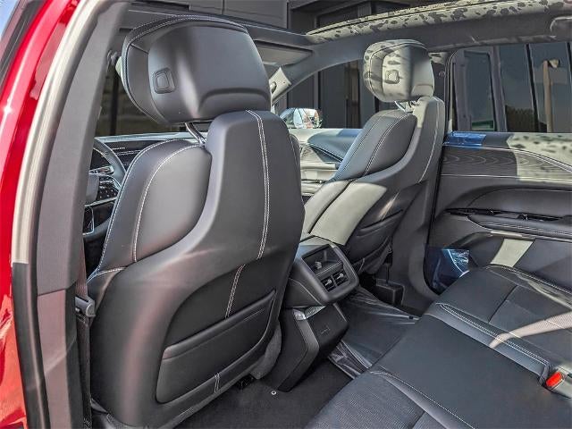 2025 Cadillac LYRIQ Sport