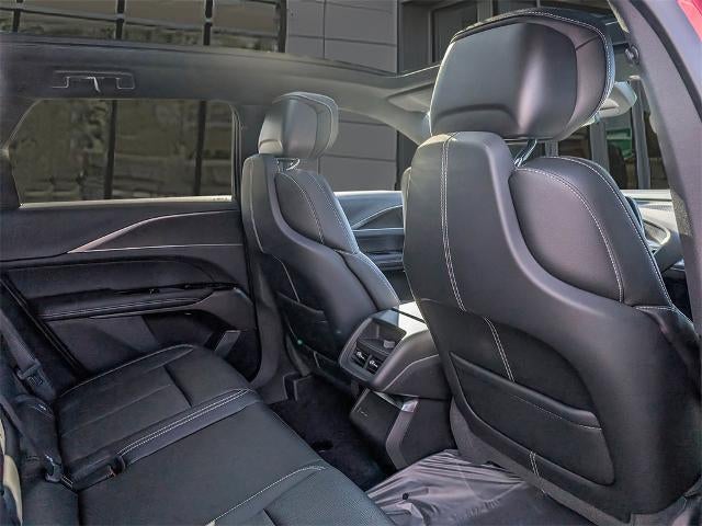 2025 Cadillac LYRIQ Sport