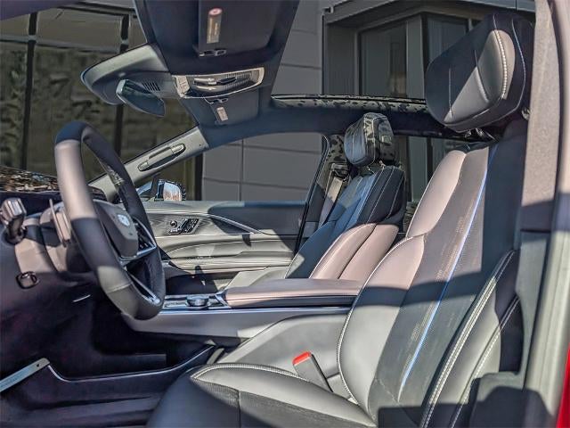 2025 Cadillac LYRIQ Sport