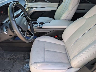 2024 Cadillac LYRIQ Sport