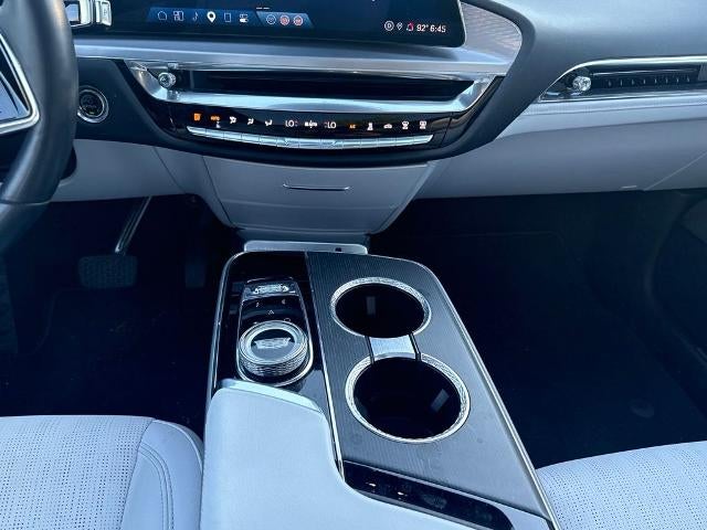 2024 Cadillac LYRIQ Sport