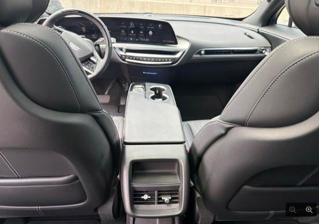 2024 Cadillac LYRIQ 4dr Sport w/1SJ