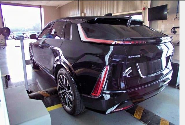 2024 Cadillac LYRIQ Sport