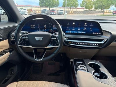 2024 Cadillac LYRIQ Sport