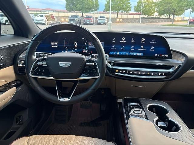 2024 Cadillac LYRIQ Sport