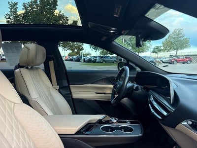 2024 Cadillac LYRIQ Sport