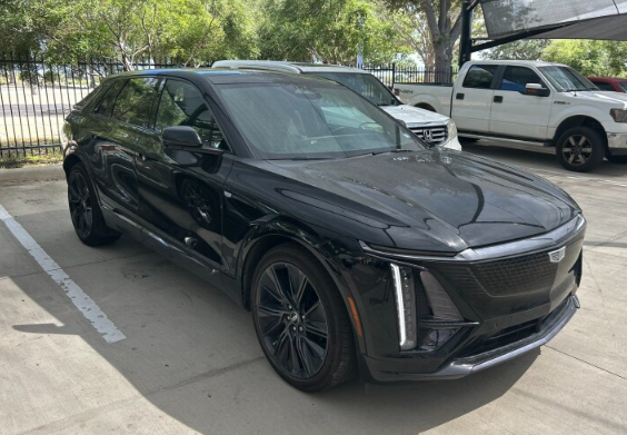 2024 Cadillac LYRIQ Sport