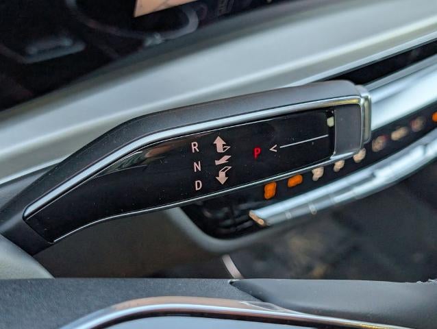 2026 Cadillac LYRIQ Premium Sport