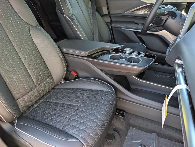 2027 Cadillac LYRIQ Signature Sport
