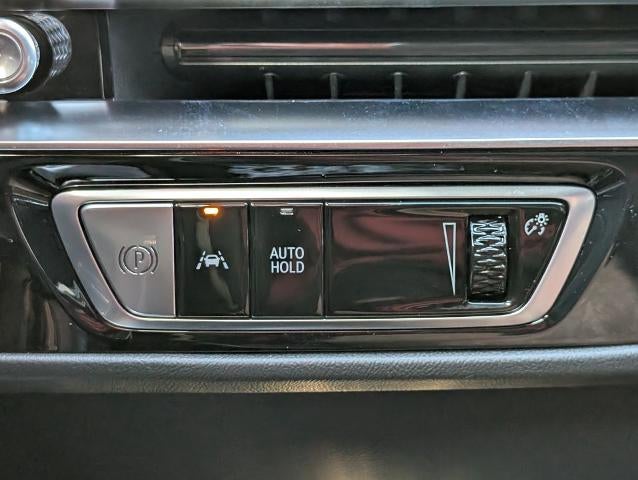2027 Cadillac LYRIQ Signature Sport