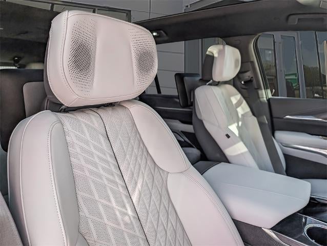 2026 Cadillac ESCALADE IQL Luxury