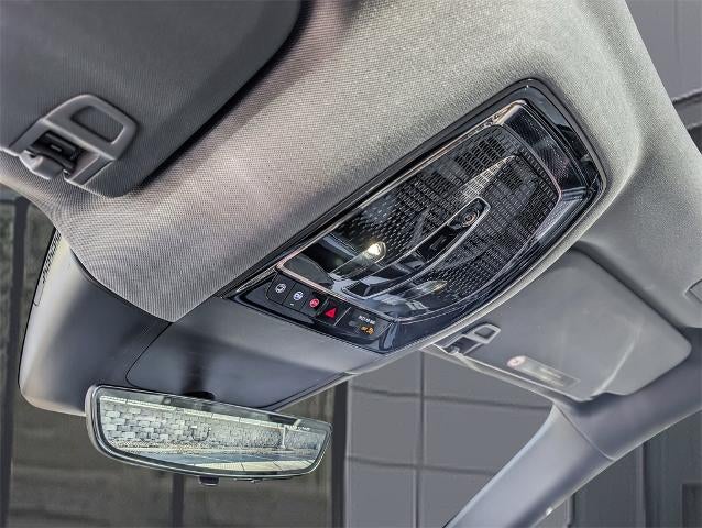 2026 Cadillac ESCALADE IQL Luxury