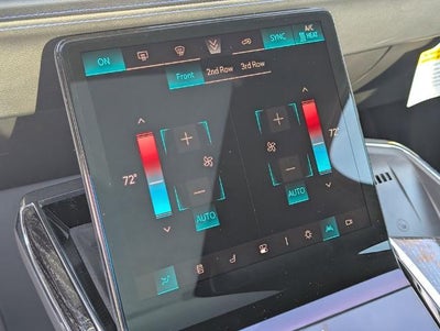 2026 Cadillac ESCALADE IQL Sport