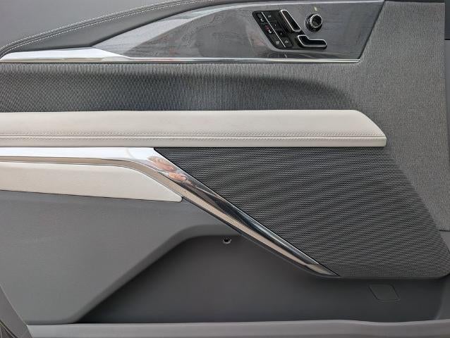 2026 Cadillac ESCALADE IQL Sport