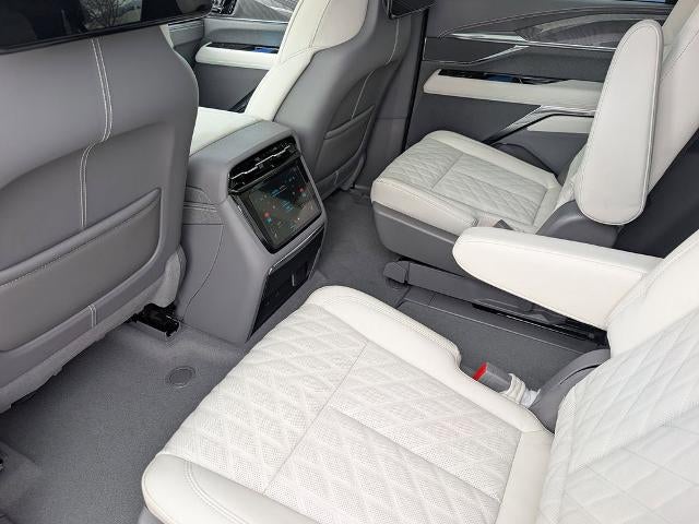 2026 Cadillac ESCALADE IQL Sport