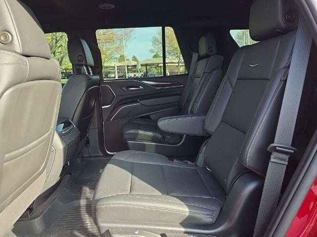 2022 Cadillac Escalade 4WD Luxury