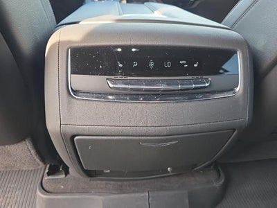 2022 Cadillac Escalade 4WD Luxury