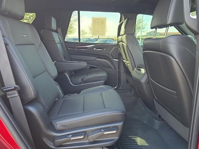 2022 Cadillac Escalade 4WD Luxury