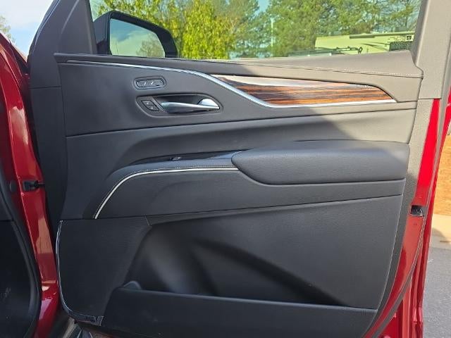 2022 Cadillac Escalade 4WD Luxury