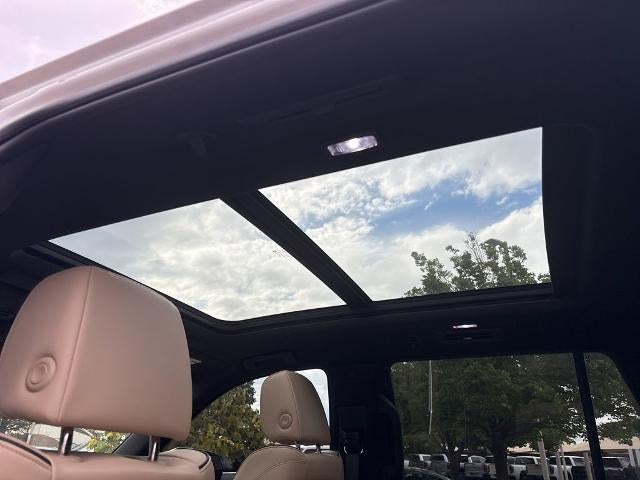 2022 Cadillac Escalade 4WD Premium Luxury