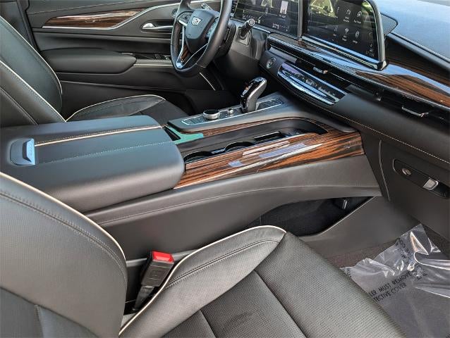 2023 Cadillac Escalade 4WD Premium Luxury